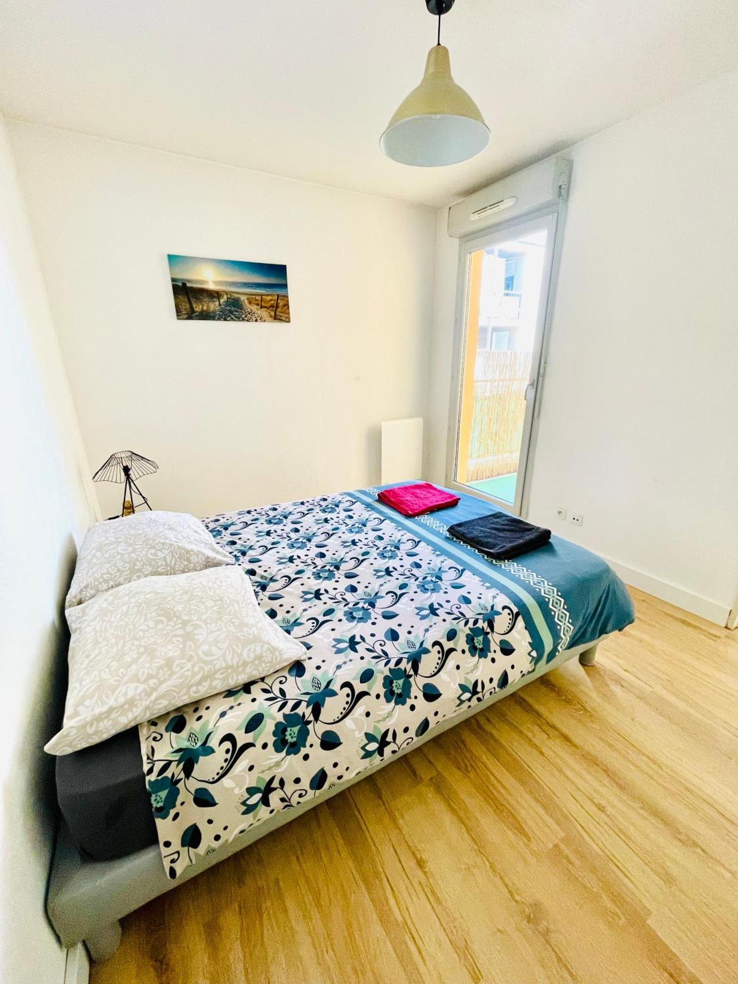 Appartement Avec Place De Parking Et Piscine Villefranche-sur-Saône Exterior photo